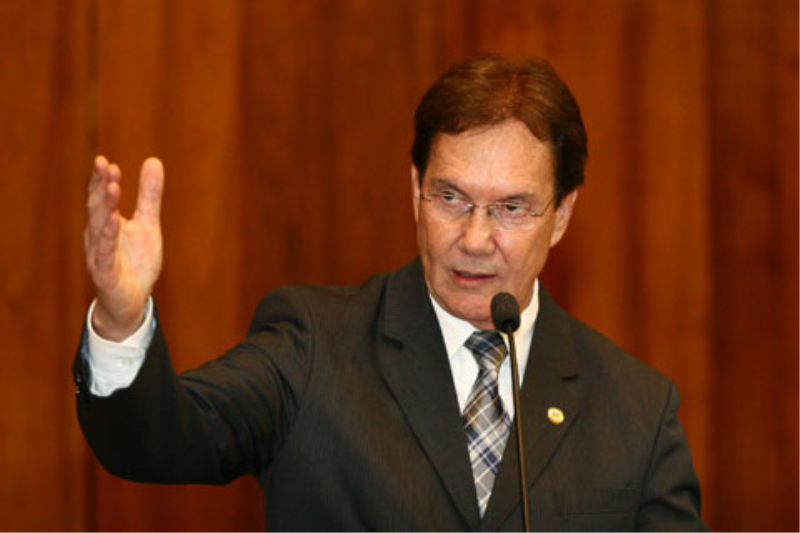 Andres decreta luto oficial pela morte de Adroaldo Loureiro